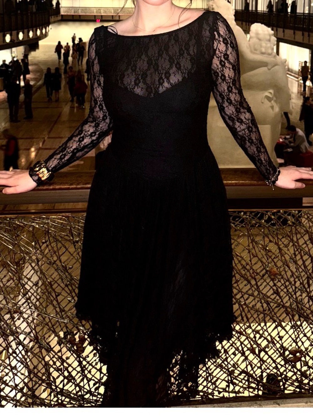 Kimchi Blue Black Lace Long-Sleeve Backless Dress